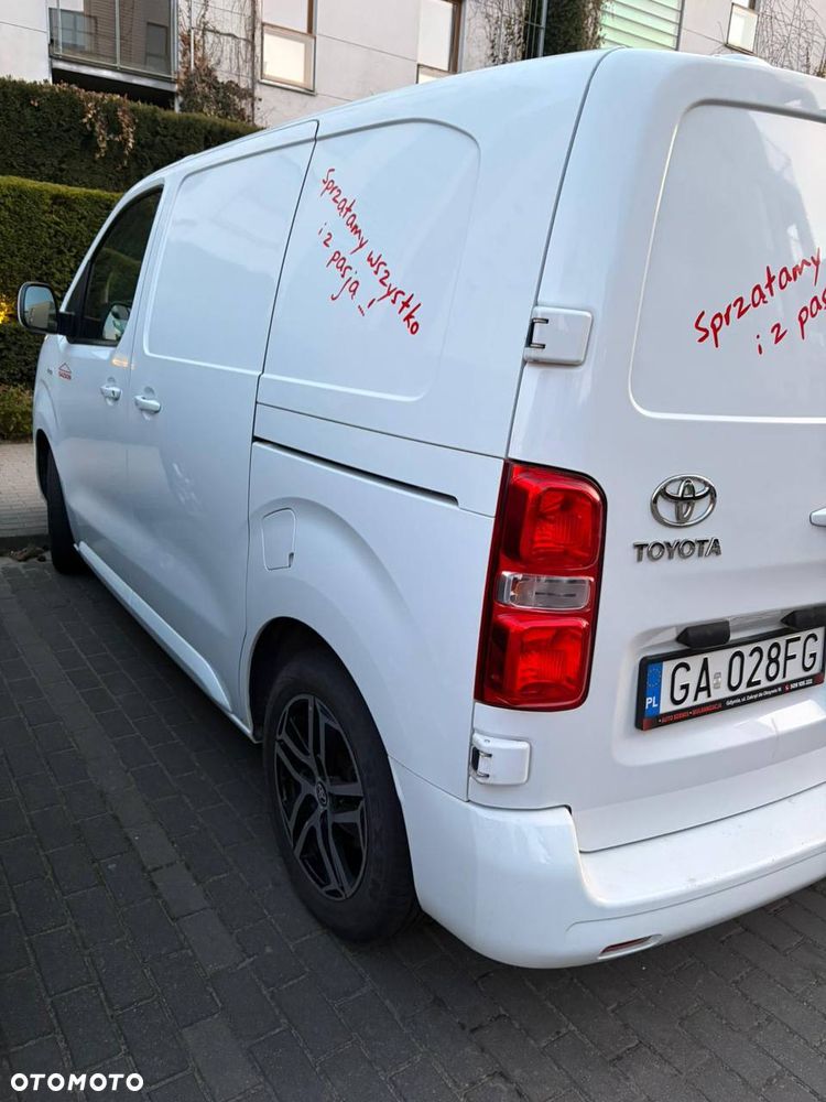 Toyota ProAce D-4D Medium 2,6t Active (bryg.) - 11
