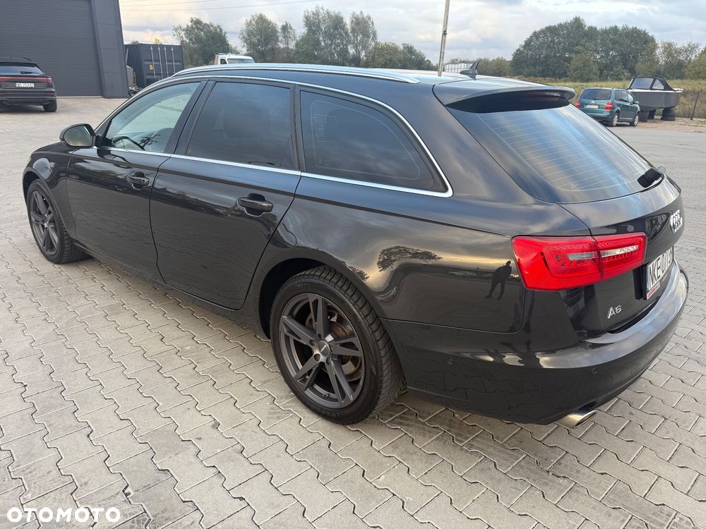 Audi A6 - 4