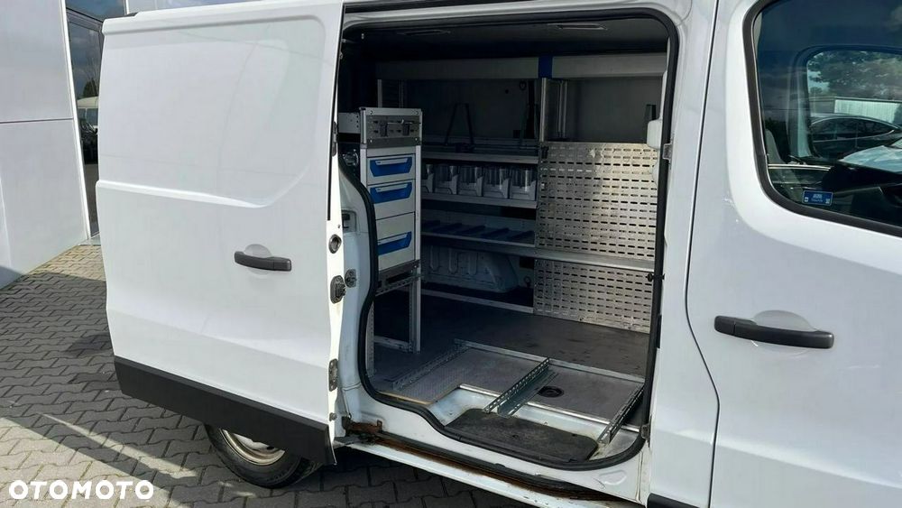 Renault Trafic - 11