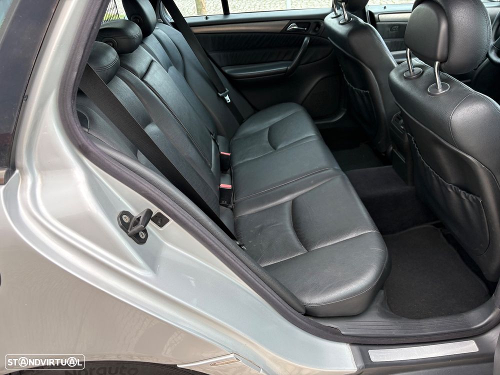 Mercedes-Benz C 270 - 29