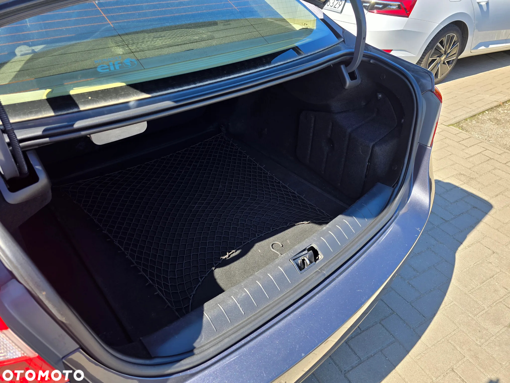 Renault Latitude V6 dCi 240 FAP - 20