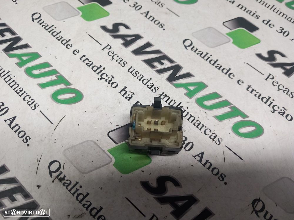 Botão / Botões / Comutador Vidro Dto Volkswagen Golf Iii (1H1) - 2