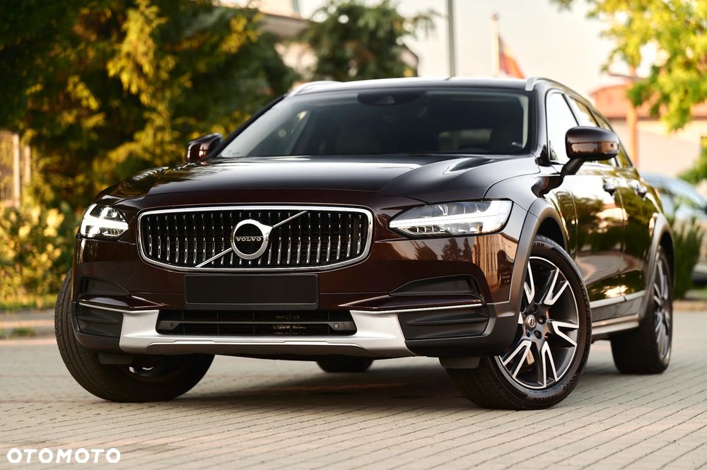 Volvo V90 Cross Country D5 SCR AWD Pro - 1