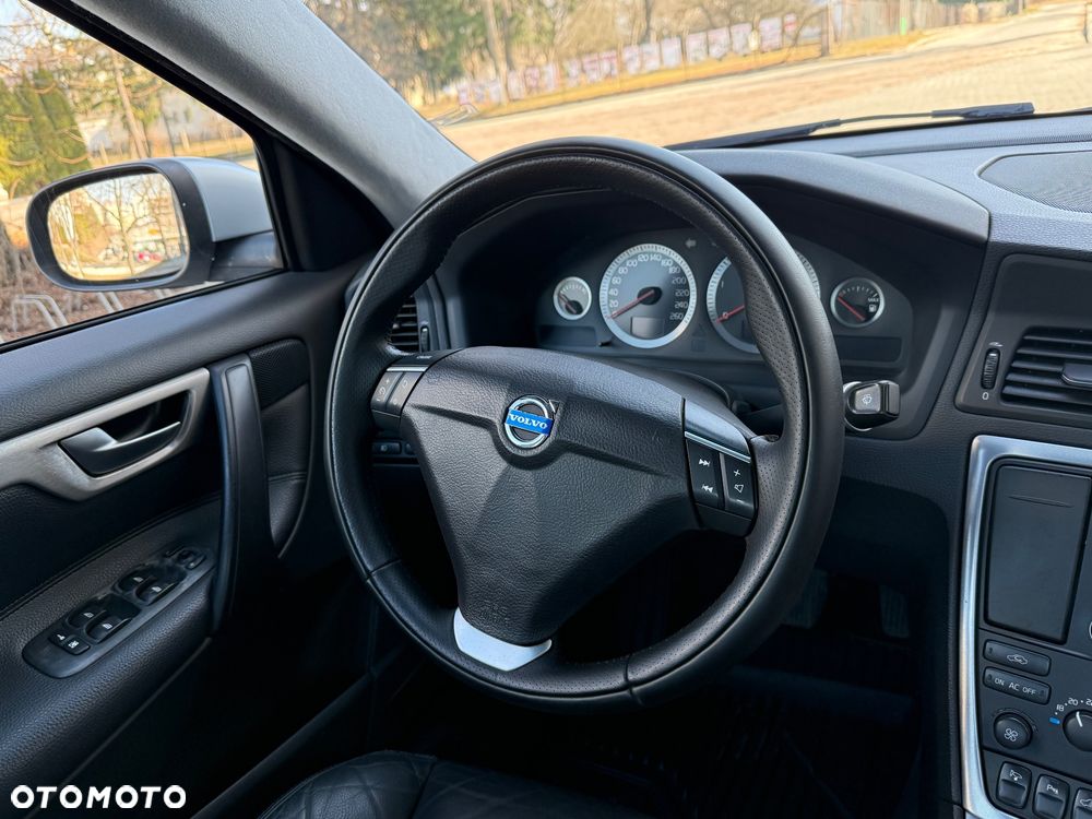 Volvo S60 - 17