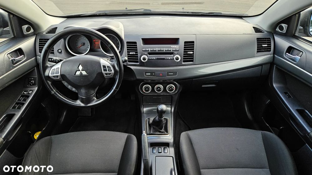 Mitsubishi Lancer 1.8 Intense - 6
