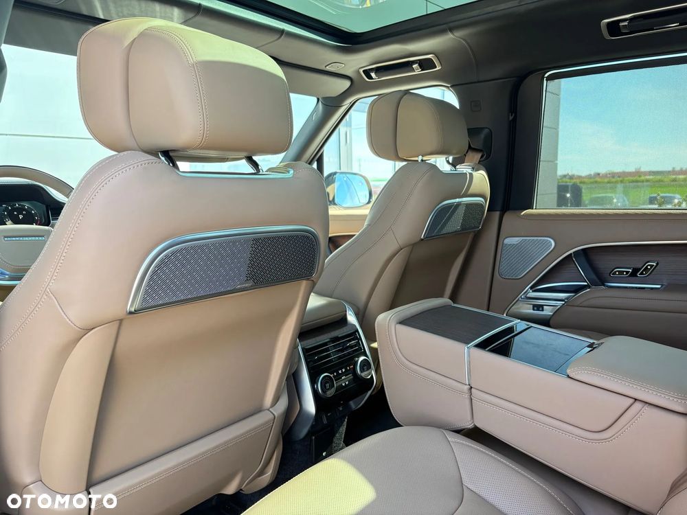 Land Rover Range Rover 4.4 V8 P535 Autobiography - 10