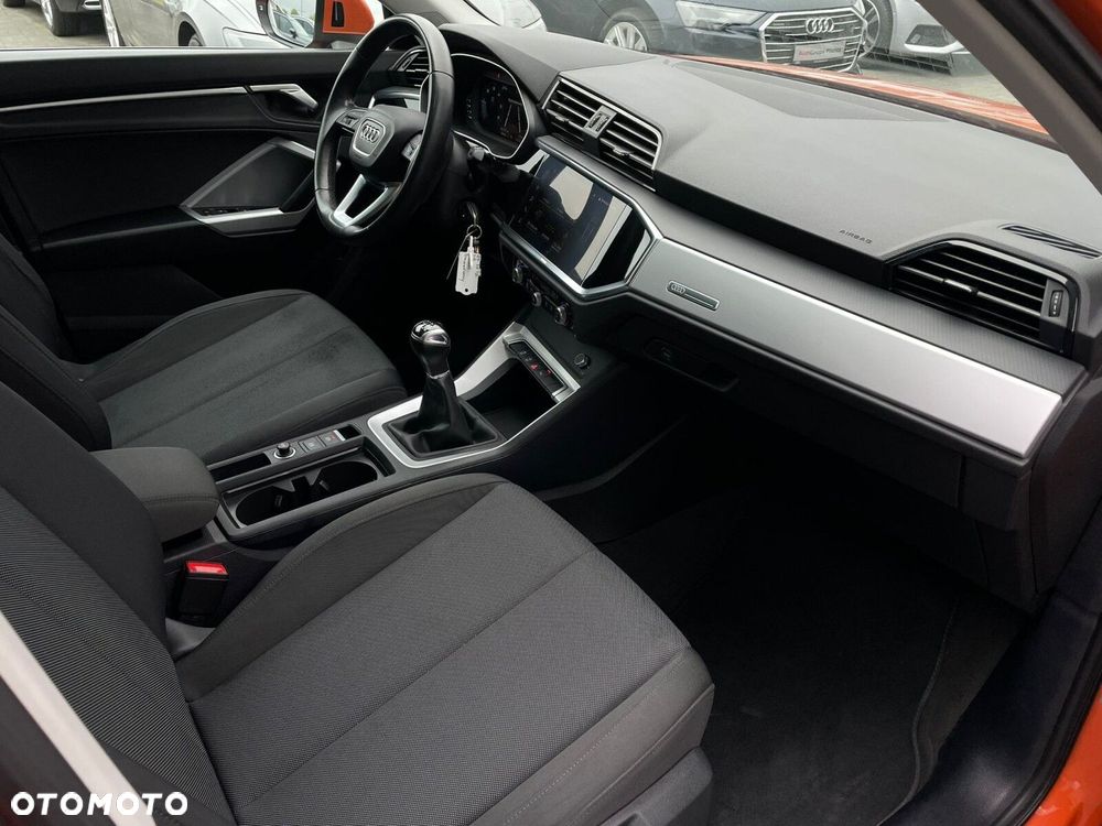 Audi Q3 - 21