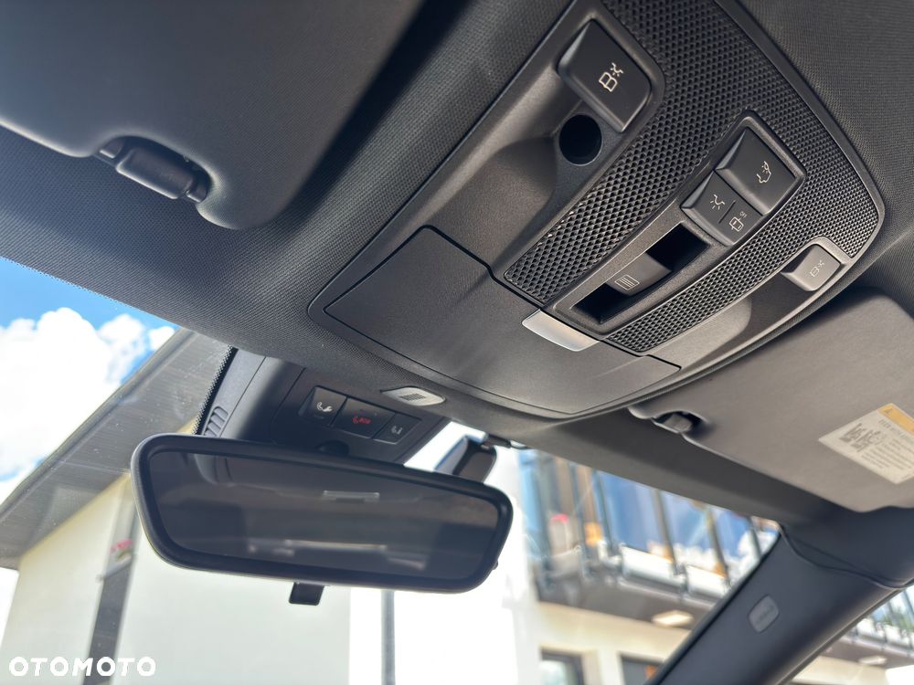 Mercedes-Benz CLA 250 7G-DCT UrbanStyle Edition - 18