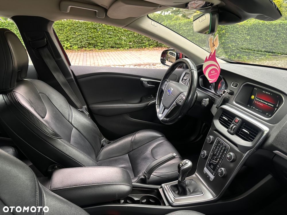 Volvo V40 D4 Inscription - 29