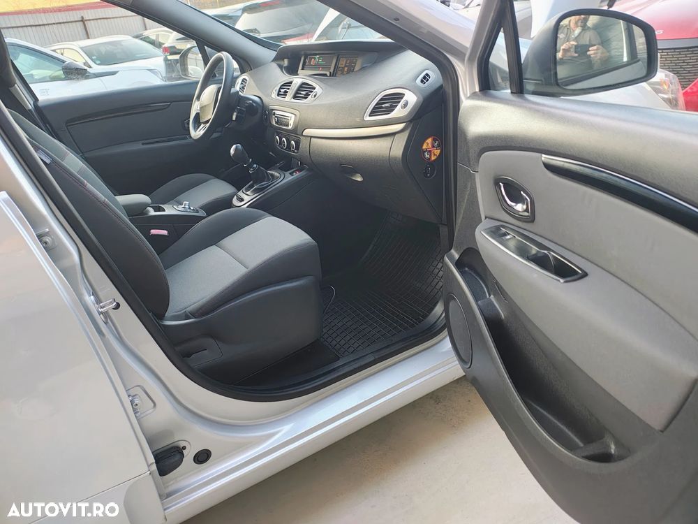 Renault Scenic ENERGY dCi 110 LIMITED - 16