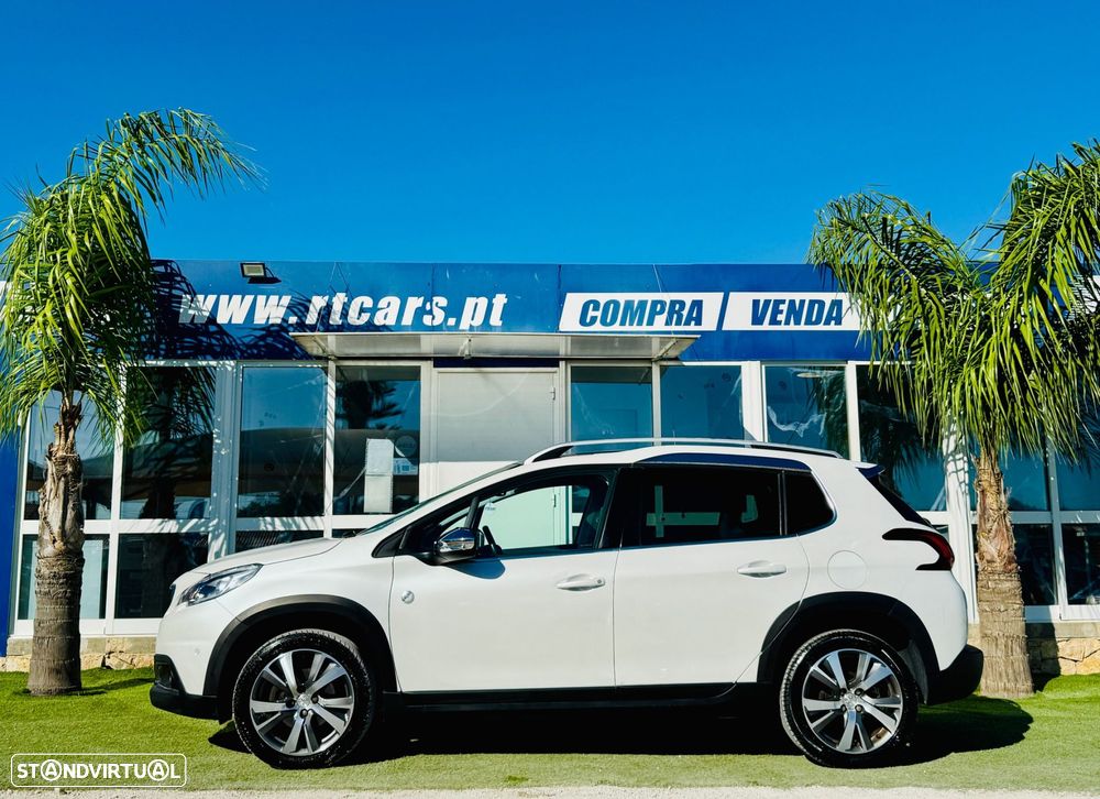 Peugeot 2008 1.2 PureTech Allure - 4
