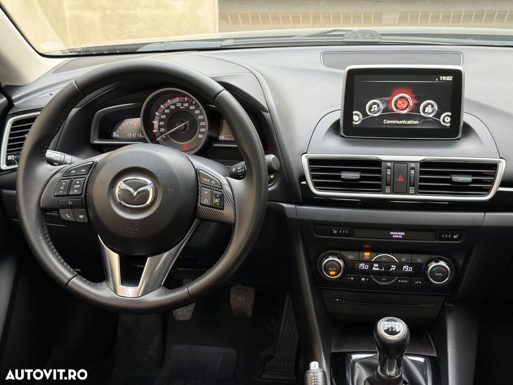 Mazda 3 - 17