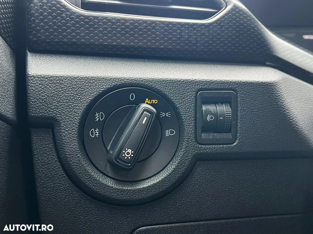 Volkswagen T-Cross 1.0 TSI DSG Life - 23