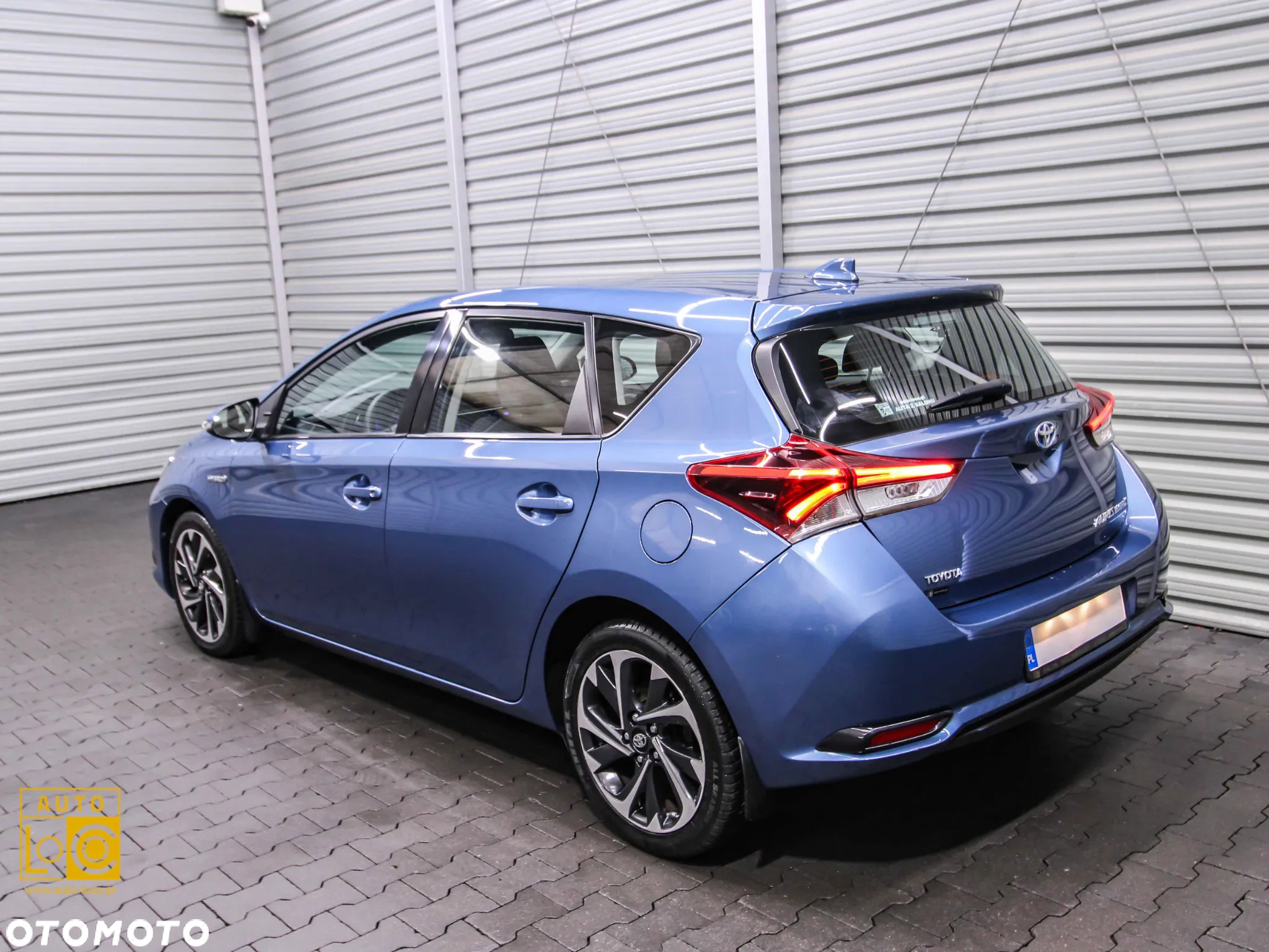 Toyota Auris Hybrid 135 Active - 4