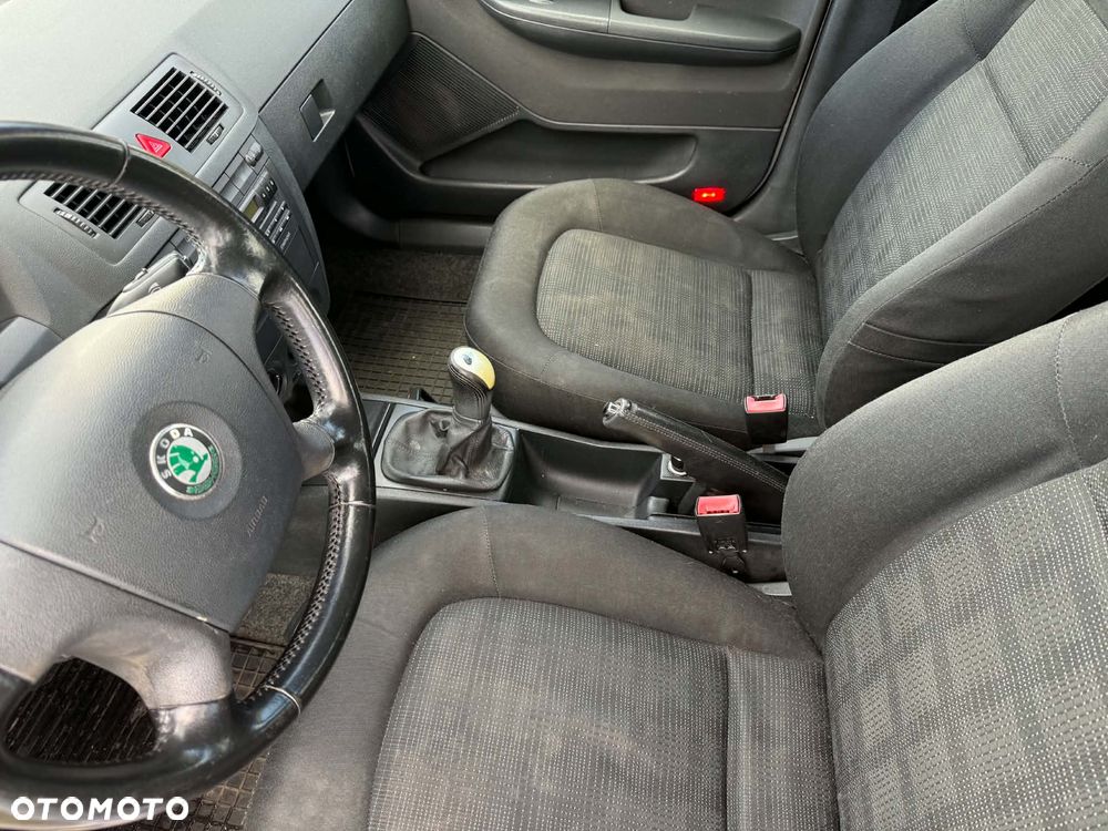 Skoda Fabia 1.4 16V Elegance - 13