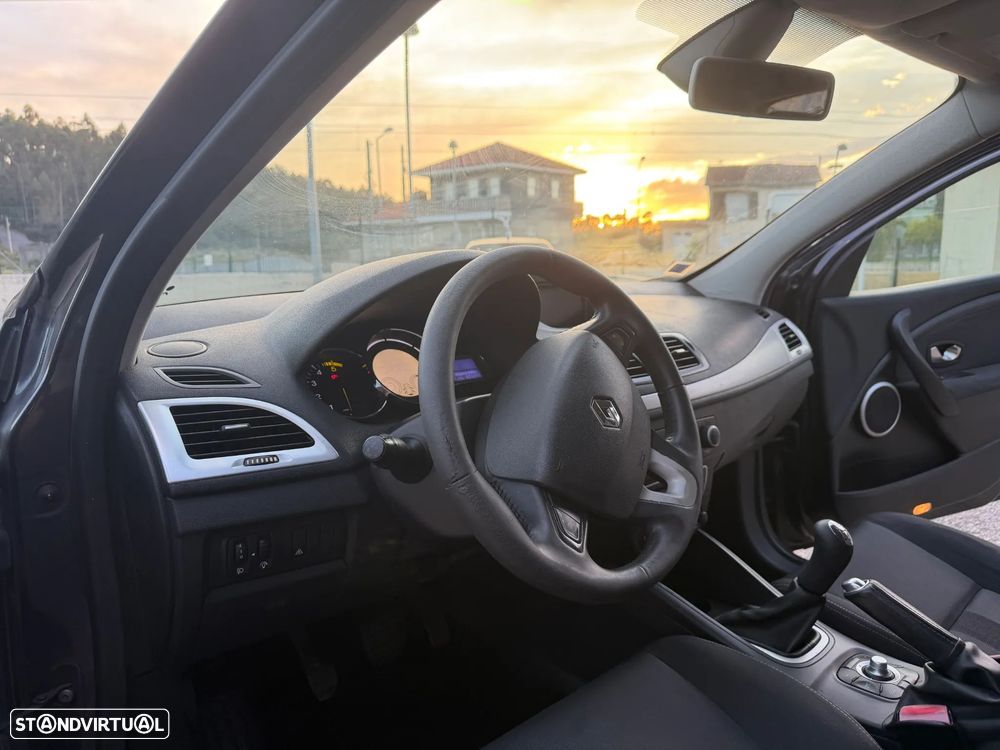 Renault Mégane 1.5 dCi Confort - 13