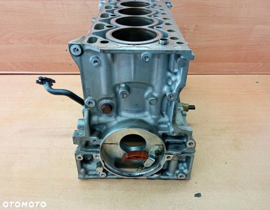 BLOK SILNIKA VOLVO XC90 II 2.0 T6 B4204T27 - 13