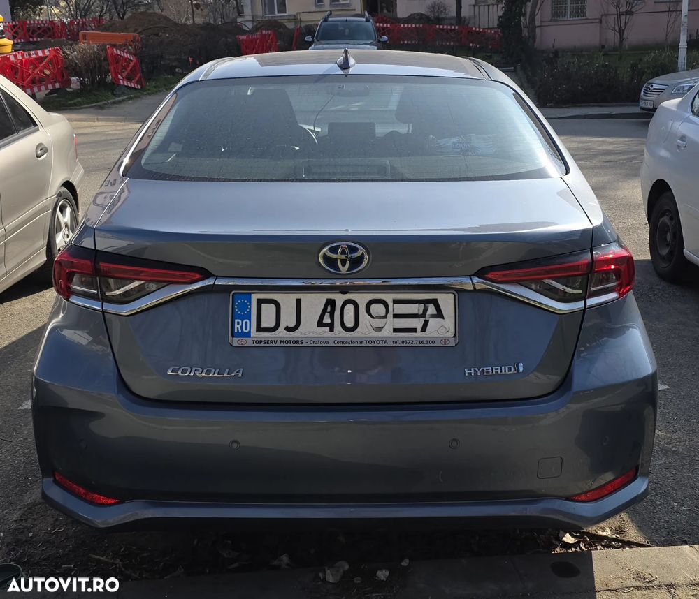 Toyota Corolla 1.8 HSD Business Plus - 6