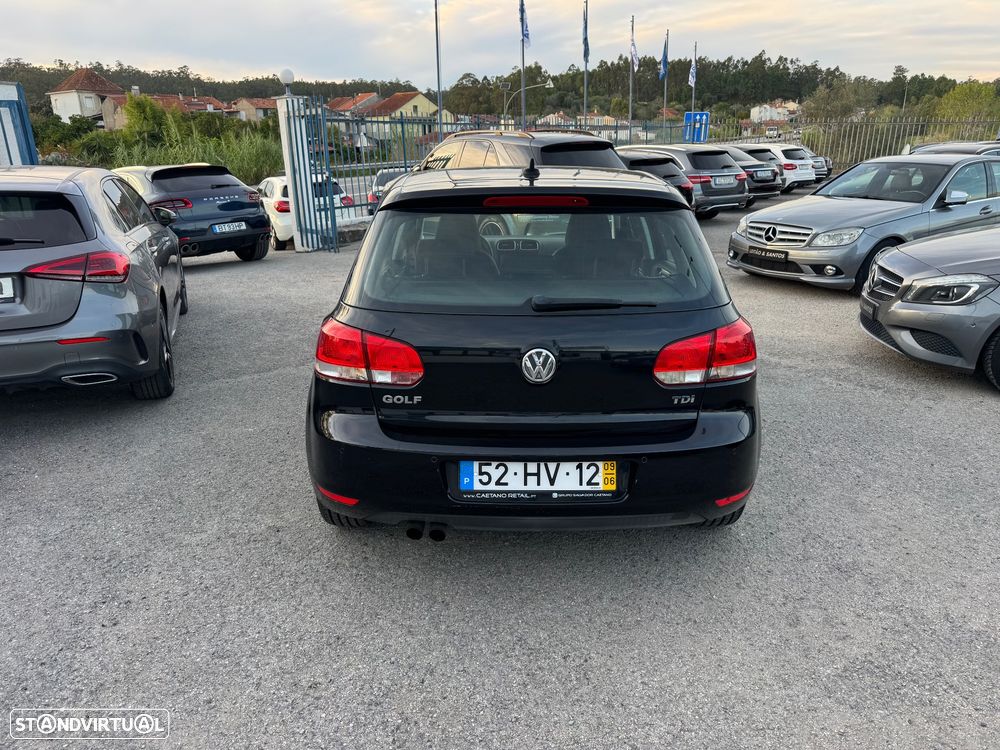 VW Golf 2.0 TDi Confortline - 48