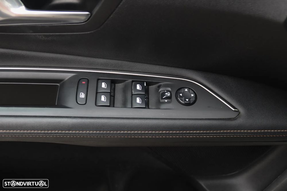 Peugeot 3008 1.5 BlueHDi GT Line EAT8 - 29