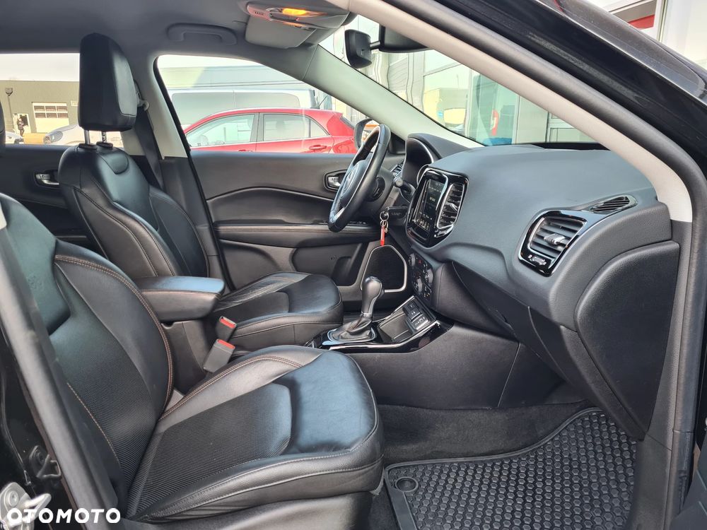 Jeep Compass 1.3 TMair Limited FWD S&S DDCT - 17