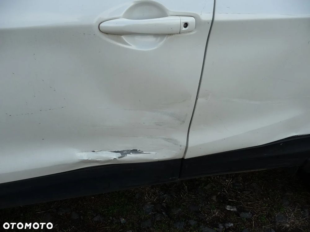 Nissan Qashqai 1.2 DIG-T Visia Xtronic EU6 - 10