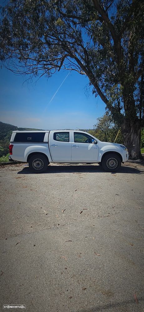 Isuzu D-Max - 4