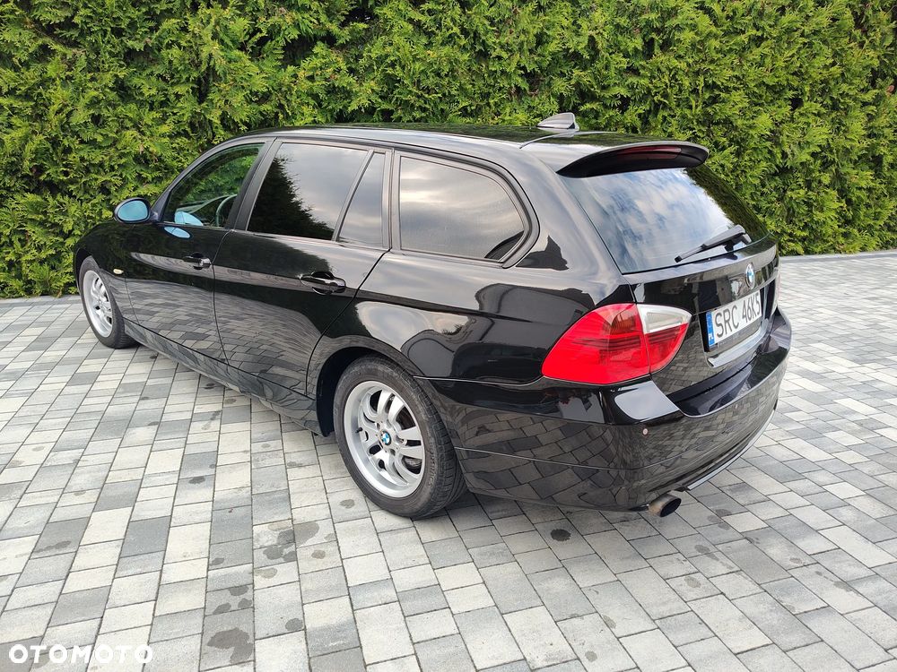 BMW Seria 3 320d - 8