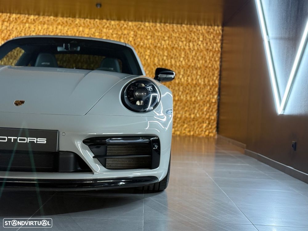Porsche 911 (992) Carrera GTS PDK - 8