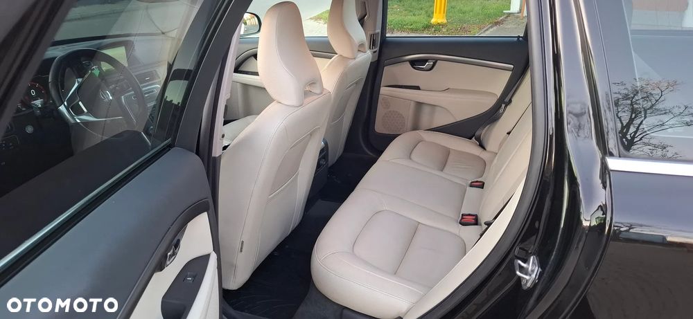 Volvo V70 D3 Momentum - 10