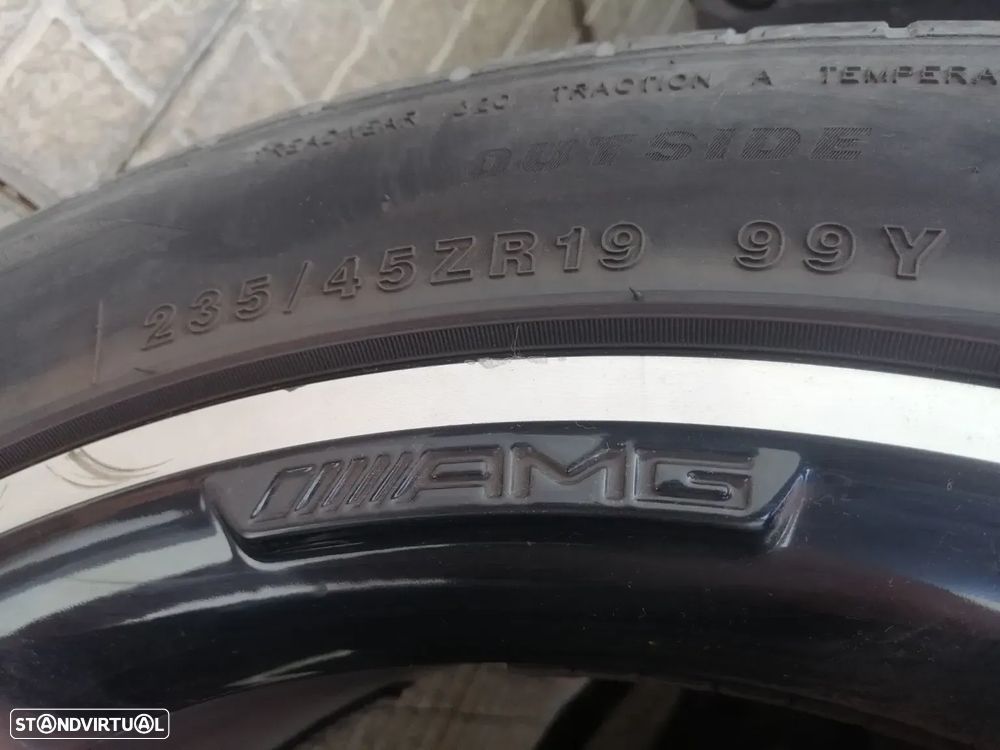 Mercedes-Benz GLA 220 d 4Matic 7G-DCT AMG Line - 12