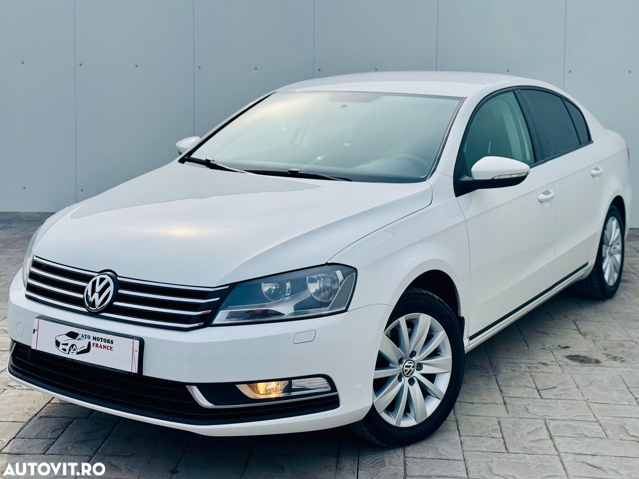 Volkswagen Passat 2.0 Blue TDI SCR Trendline - 1