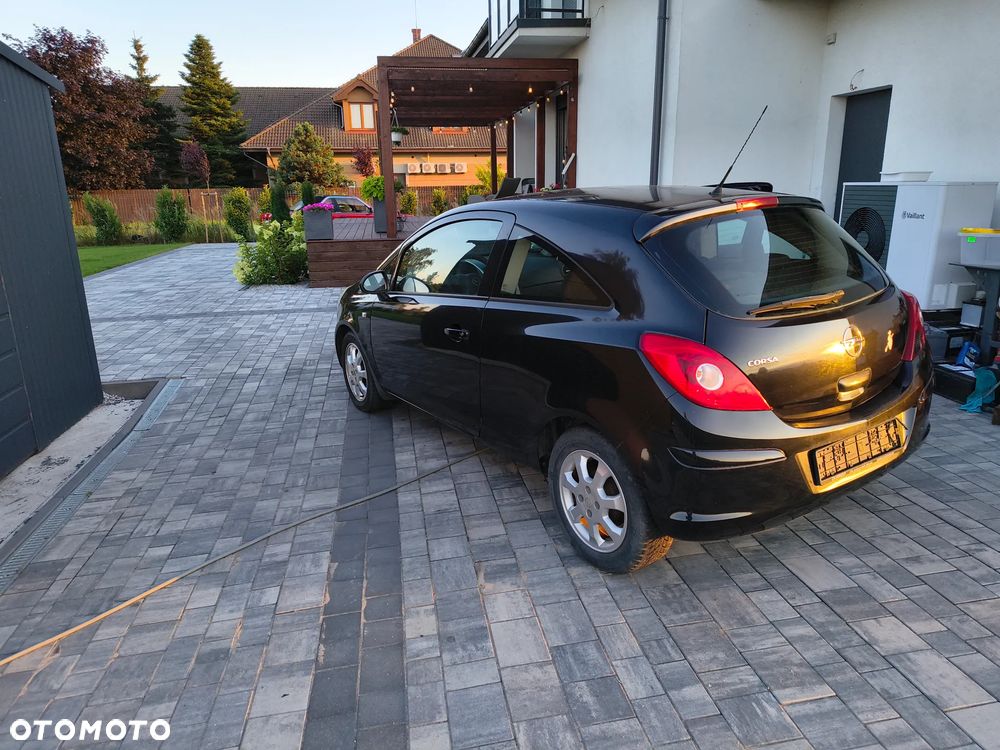 Opel Corsa 1.0 12V Edition / Active