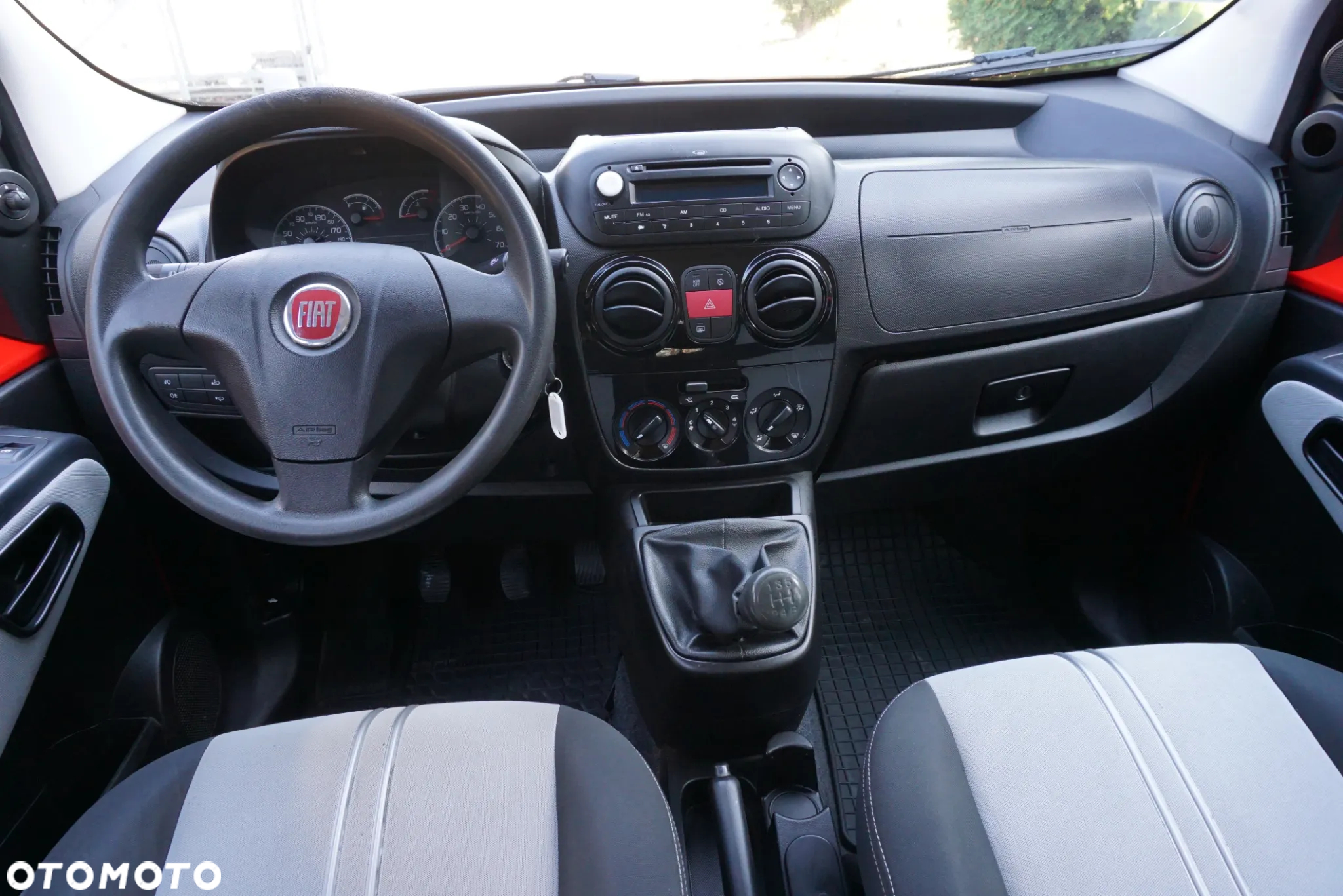 Fiat Qubo - 12