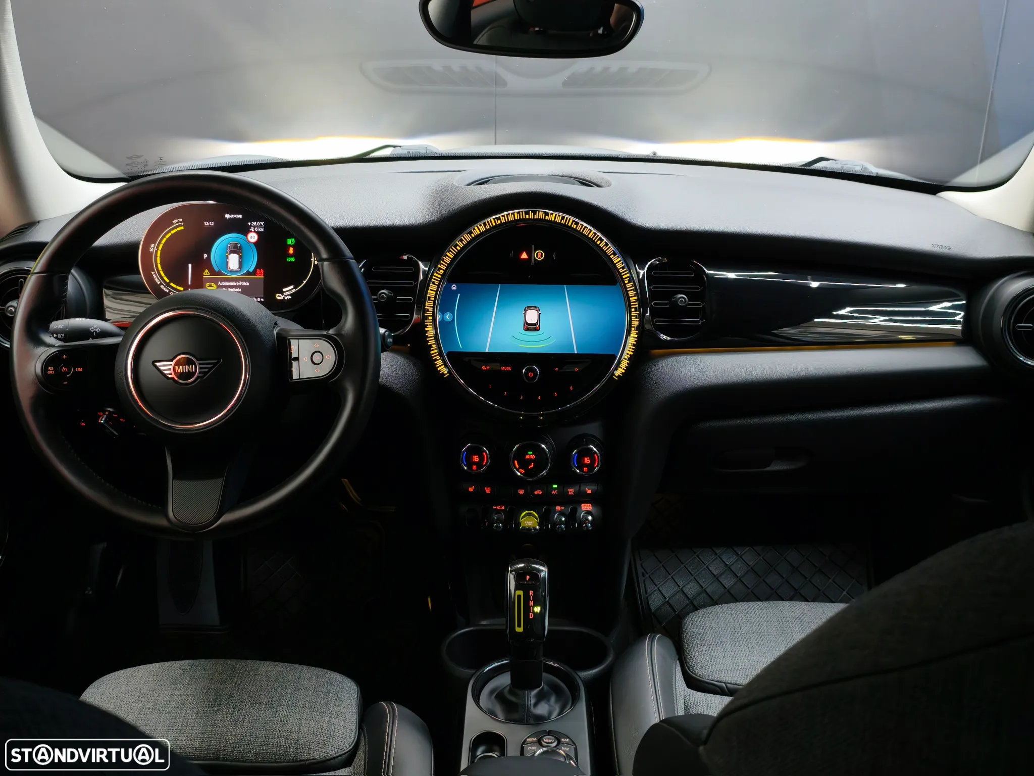 MINI 3 Portas Cooper SE - 10
