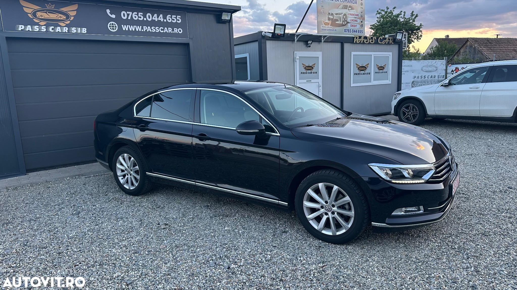 Volkswagen Passat 2.0 TDI (BlueMotion Technology) DSG Highline - 20