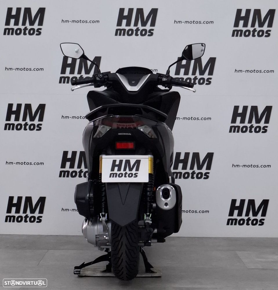 Honda PCX125 DX - 4