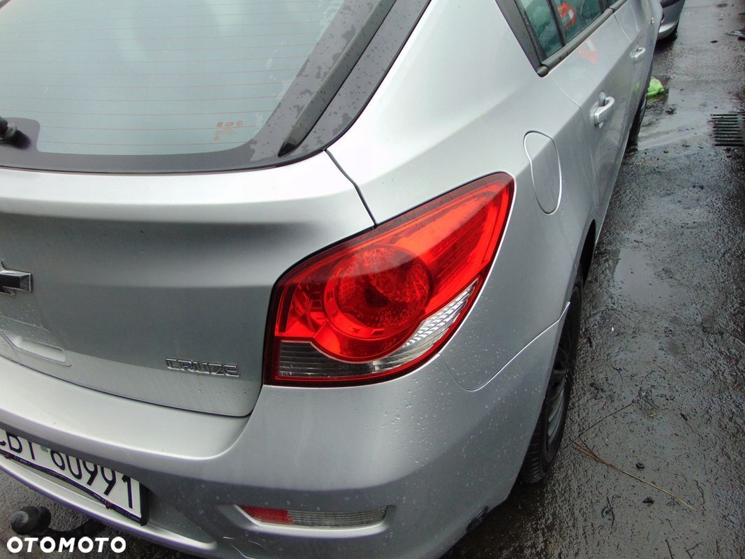 LAMPA PRAWA TYŁ TYLNIA EUROPA HB GAN chevrolet cruze - 1