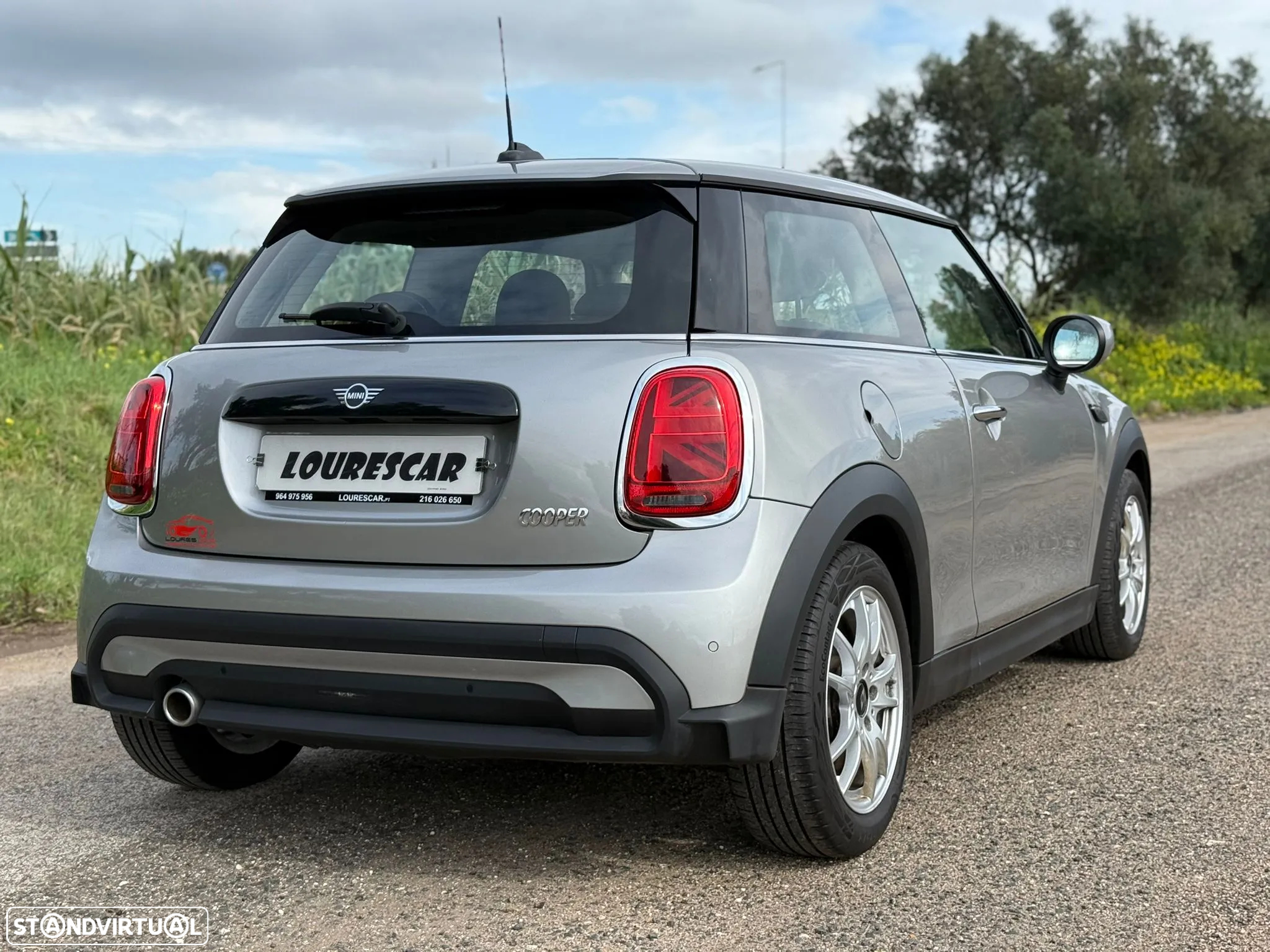 MINI 3 Portas Cooper Essential - 44