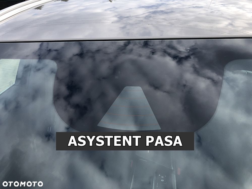 Volvo V60 B4 D Momentum Pro - 29