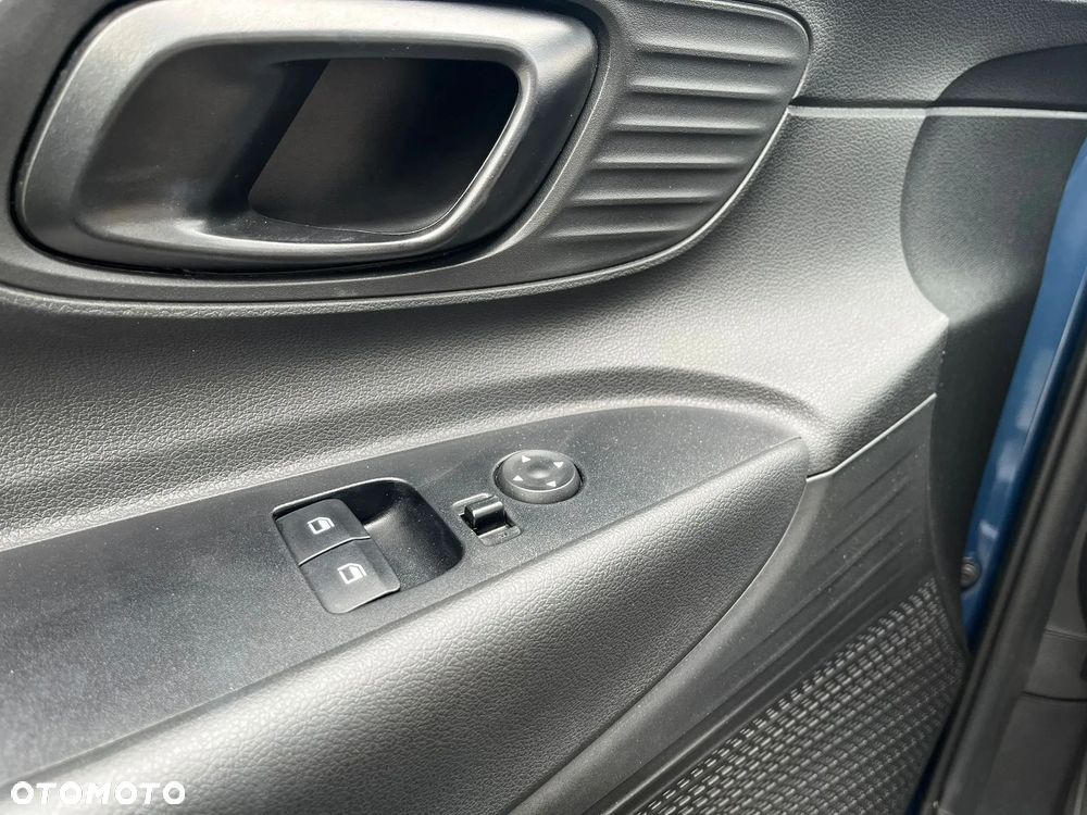 Hyundai Bayon 1.2 MPI Pure - 16