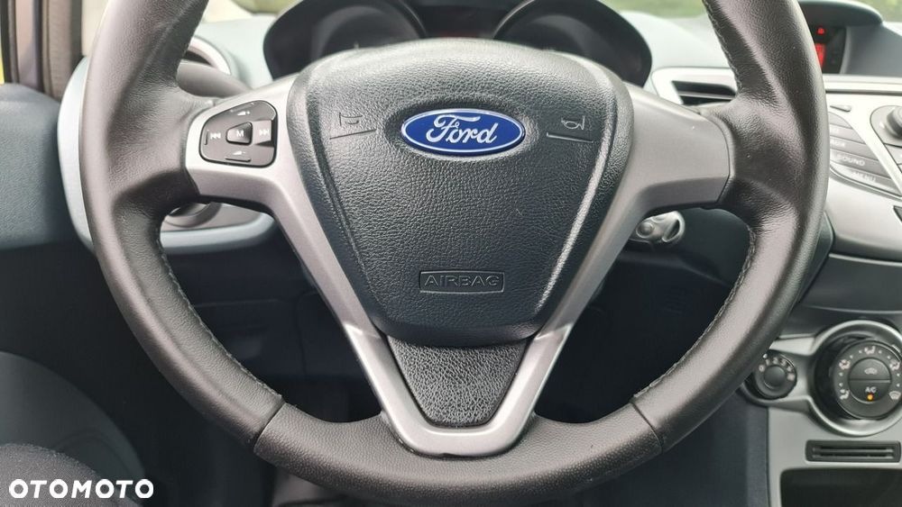 Ford Fiesta - 19