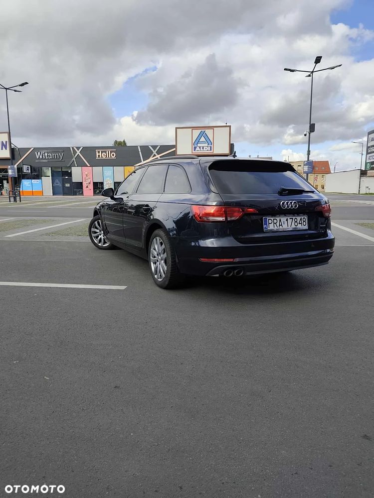 Audi A4 Avant - 4