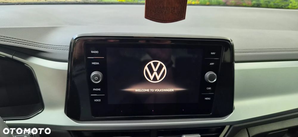 Volkswagen T-Roc - 15