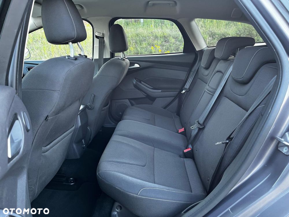 Ford Focus - 11