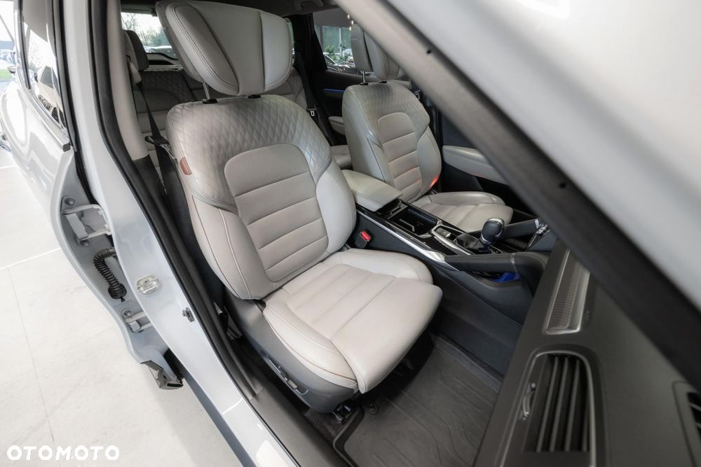 Renault Koleos 2.0 Blue dCi Initiale Paris 4x4 X-Tronic - 16