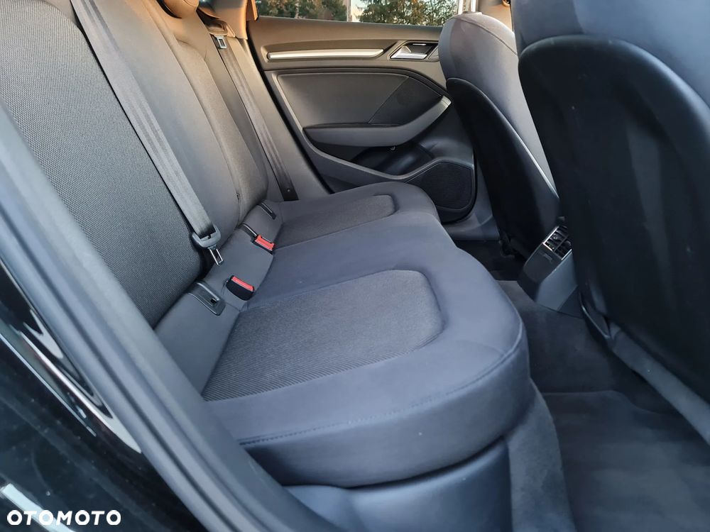 Audi A3 Sportback - 11