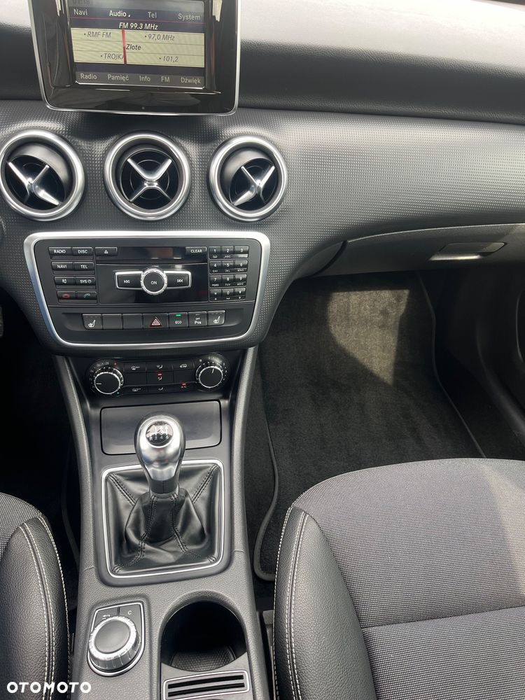 Mercedes-Benz Klasa A 180 Activity Edition - 21