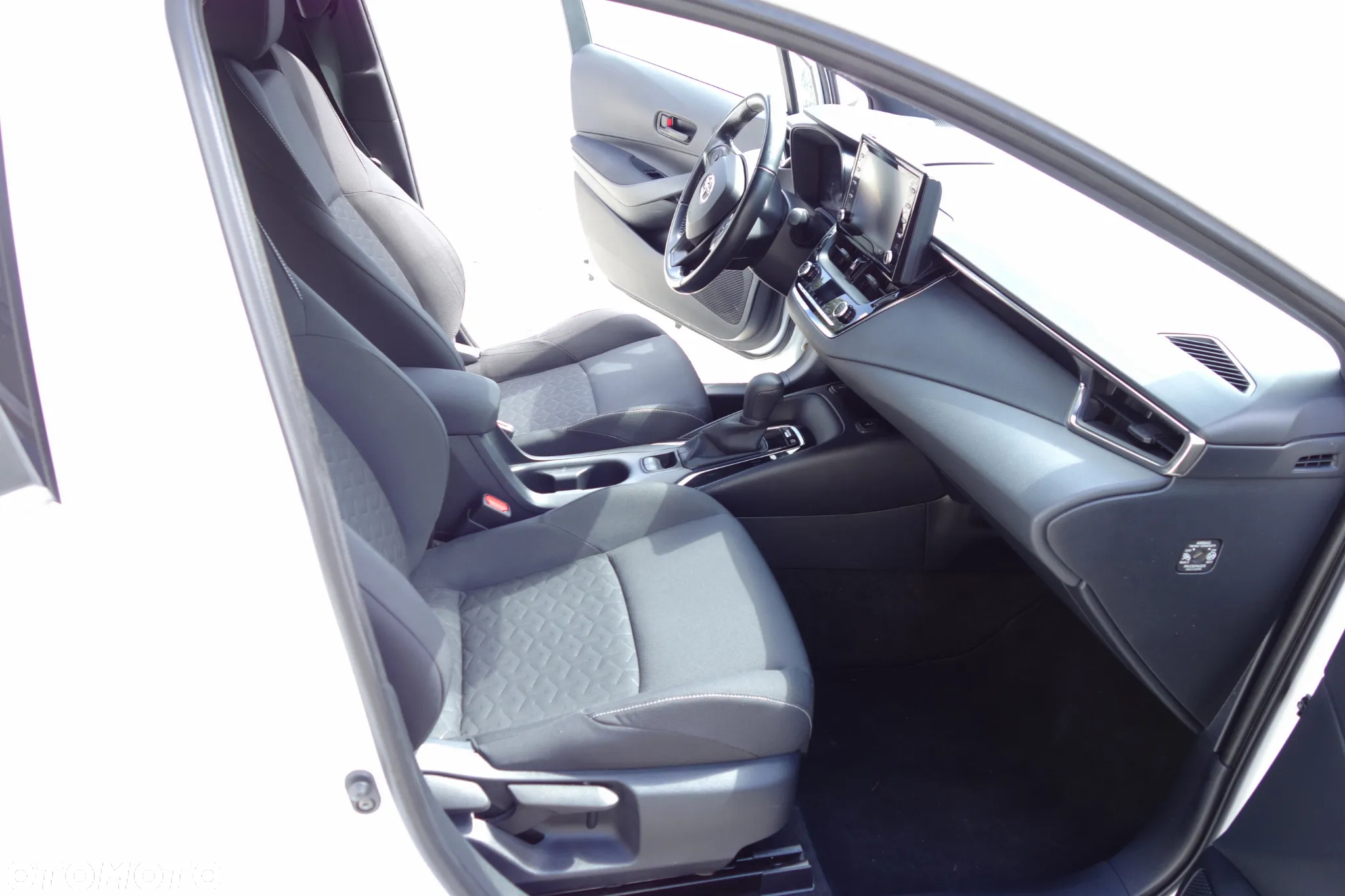 Toyota Corolla - 9