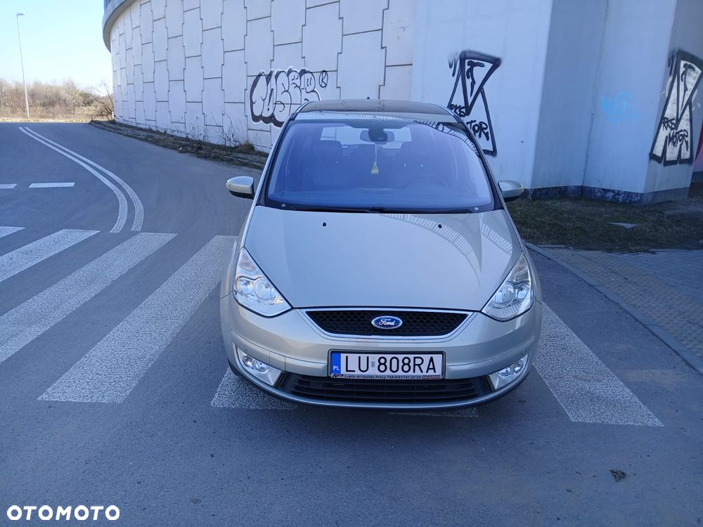 Ford Galaxy 2.0 TDCi Ghia - 8